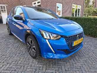 Peugeot 208 E 208 OBC defekt picture 3