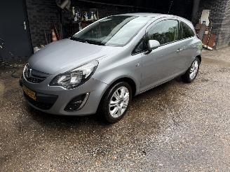 skadebil auto Opel Corsa 1.2-16V BlitZ  Hatchback 3-dr. 2014/6