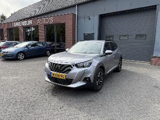 begagnad bil auto Peugeot e-2008 EV Allure Pack 50 kWh (SUV 5-dr.) 2021/12