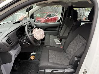 Opel Vivaro 1.5 CDTI   9 PERSOONS Personenbus 4-dr. picture 27