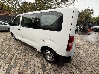 Opel Vivaro 1.5 CDTI   9 PERSOONS Personenbus 4-dr. picture 8