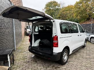 Opel Vivaro 1.5 CDTI   9 PERSOONS Personenbus 4-dr. picture 11