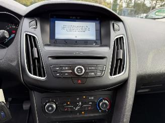 Ford Focus 1.0 Lease Edition picture 18