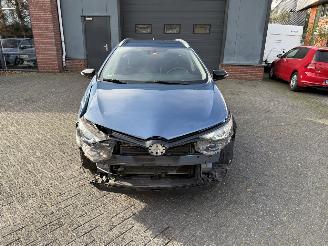 Toyota Auris 1.8 Hybrid Dynamic picture 18