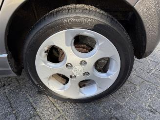 Kia Picanto 1.1 Fifteen  AIRCO Hatchback 5-dr. picture 11