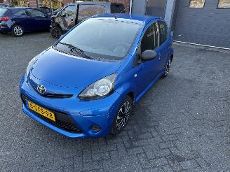 Toyota Aygo 1.0 VVT-i Now  AIRCO  Hatchback 5-dr. picture 23