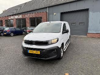 skadebil bedrijf Opel Combo 1.5 BlueHDi  NIEUWE MODEL 100 S&S L1 2024/11
