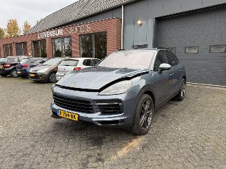 Unfallwagen Porsche Cayenne 3.0  PANORAMADAK SUV 5-dr. 2019/7