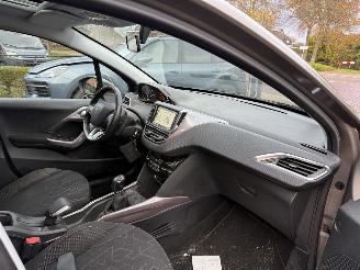 Peugeot 2008 1.6 VTi Active  PANORAMADAK SUV 5-dr. picture 26