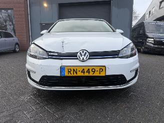 Volkswagen e-Golf  picture 12