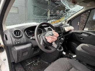 Renault Trafic 2.0 dCi  AUTOMAAT 145 T29 L2H1 Comfort picture 23