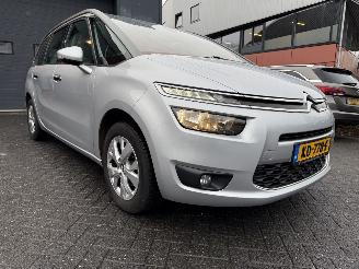 Citroën C4-picasso 1.2 PureTech Tendance 7 PERSOONS picture 19