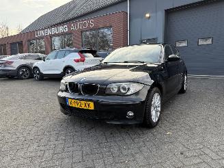 skadebil auto BMW 1-serie 116i  SCHUIFDAK (Hatchback 5-dr.) 2009/9