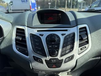 Ford Fiesta 1.25 Titanium (Hatchback 5-dr.) picture 9