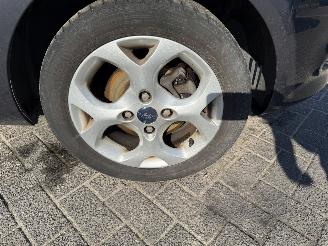 Ford Fiesta 1.25 Titanium (Hatchback 5-dr.) picture 11