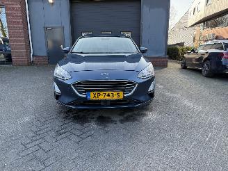 Ford Focus 1.0 EcoBoost Titanium Business picture 9