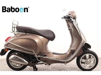 damaged scooters Vespa  Primavera 25KM 2014/4