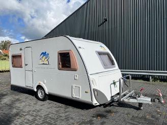 krockskadad bil caravan Knaus  Sudwind 450 FU 2004/3