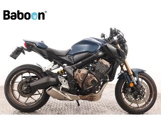 krockskadad bil motor Honda CB 650 R 2021/11