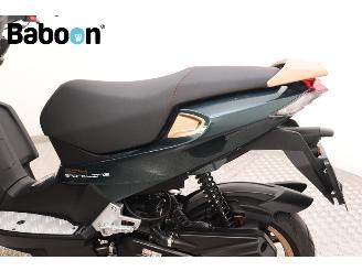 Peugeot  Speedfight 4 45KM picture 17