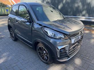 krockskadad bil brommobiel Ligier  JS60 Chic Sun 2021/11