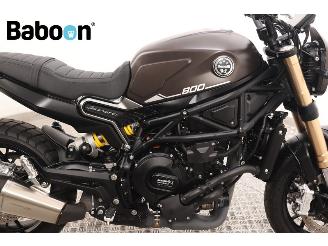 Benelli  Leoncino 800 picture 11