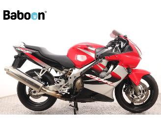 krockskadad bil motor Honda CBR 600 F 2005/7