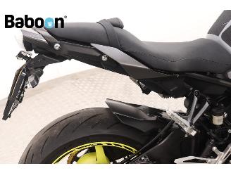 Yamaha MT-10 ABS picture 13