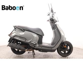 skadebil bromfiets Sym Fiddle IV 45KM 2022/7