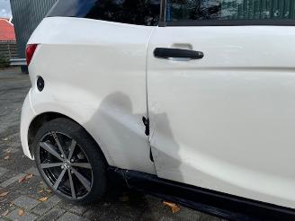 Aixam  E-Coupe GTI picture 12