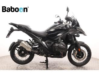 krockskadad bil motor BMW R 1300 GS Triple Black 2024/4