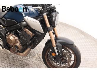Honda CB 650 R picture 13
