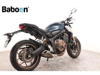 Honda CB 650 R picture 8