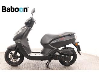 Peugeot  Kisbee RS 45KM picture 5