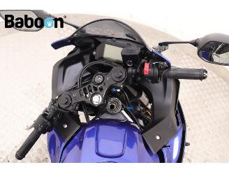 Yamaha  YZF-R3 picture 16