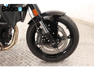 BMW F 900 R Triple Black picture 11