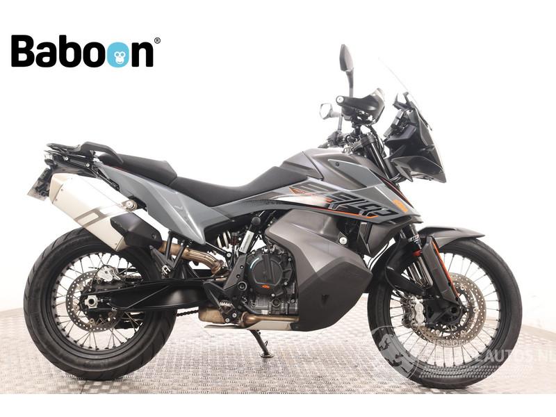KTM  890 Adventure