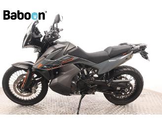 KTM  890 Adventure picture 5