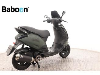 Piaggio  Zip 45KM picture 8
