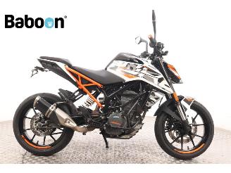 occasion motor cycles KTM 125 Duke  2018/11