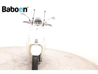 Vespa  Sprint 25KM picture 3