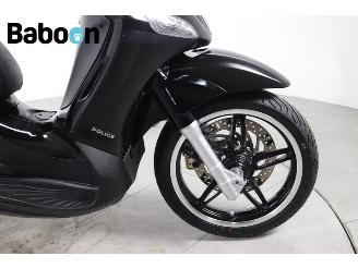 Piaggio Beverly 350 Sport Police ABS picture 11