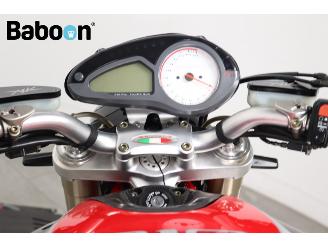 MV Agusta Brutale 910  picture 14