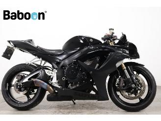 krockskadad bil motor Suzuki GSX-R 600  2007/6