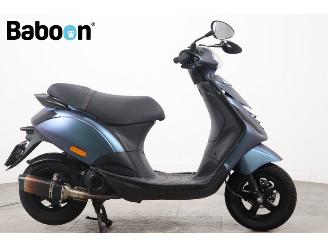 škoda koloběžky Piaggio  Zip 45KM 2020/8