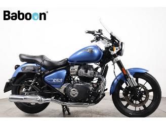 skadebil motor Royal Enfield  Super Meteor 650 2023/5