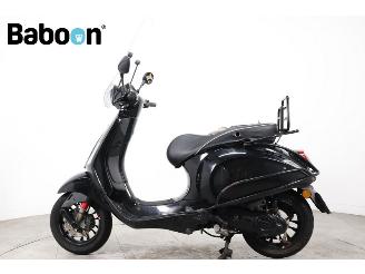 Vespa  Sprint 25KM picture 3