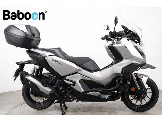 skadebil motor Honda  ADV 350 2023/7