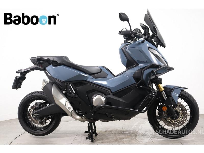 Honda  X-ADV