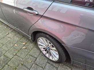 BMW 3-serie 318 i touring picture 6